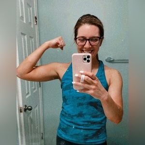 Athleta Seamless Momentum Tank Blue Camo